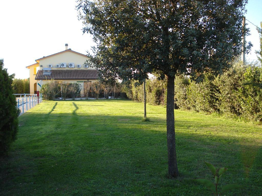 Residence Serristori Castiglion Fiorentino Exterior photo